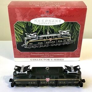 Vintage 1998 Hallmark LIONEL Train Ornament Pennsylvania GG-1 Locomotive